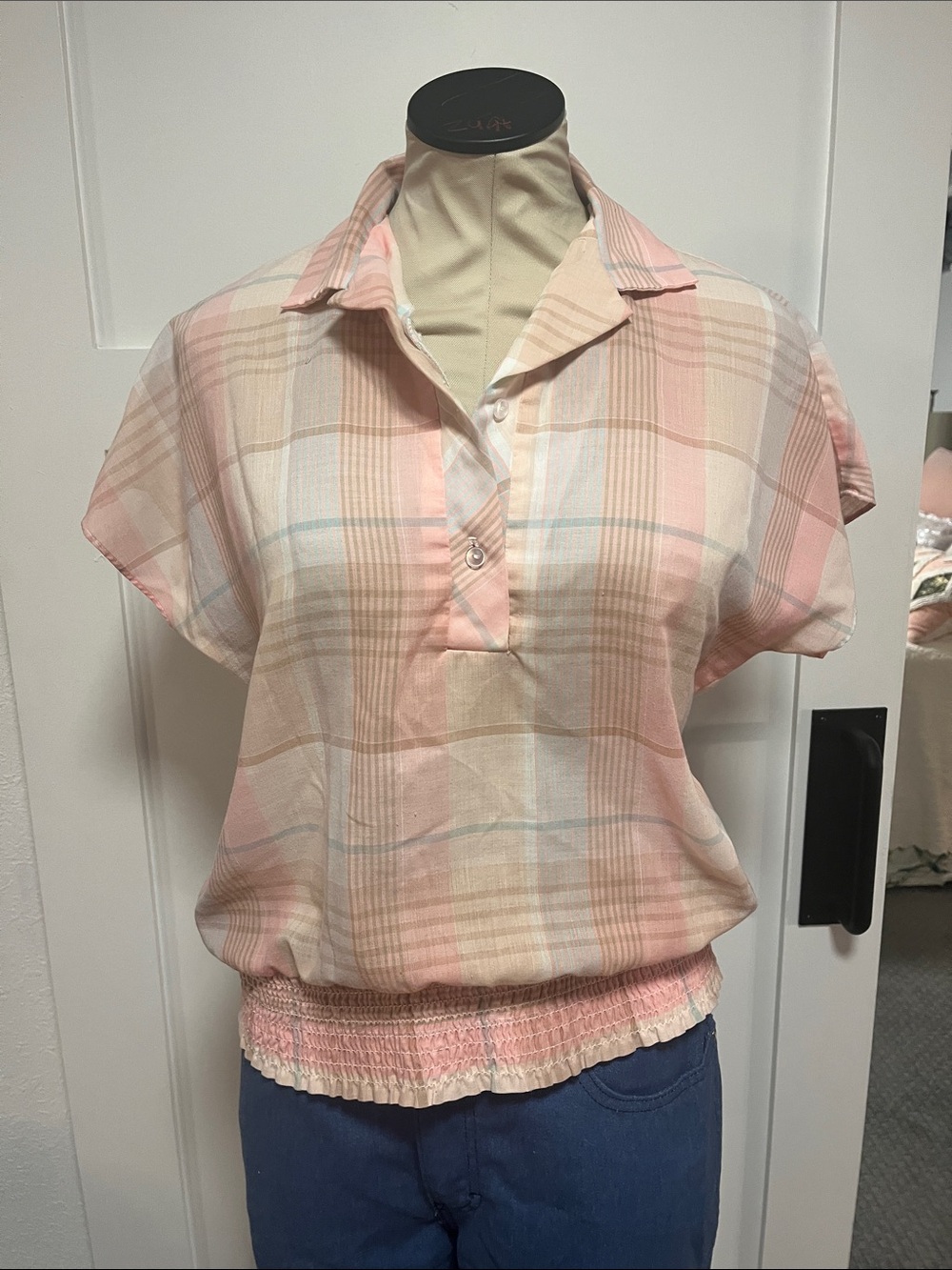 Cute Vintage 80’s Pink Plaid Top